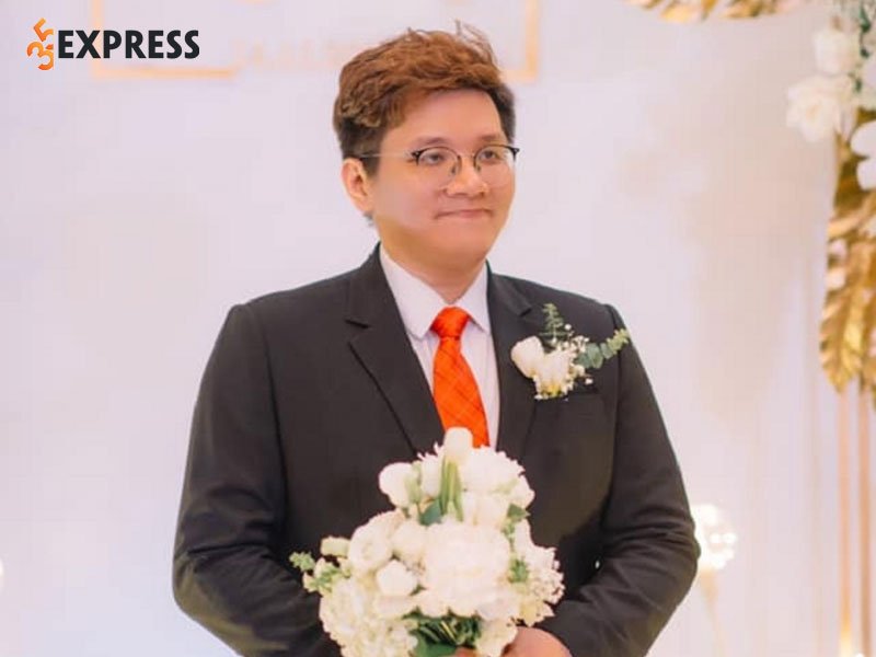 Nham Hoang Khang La Ai It Hacker được Ba Phương Hằng Tin Tưởng